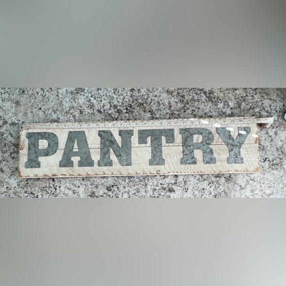 Rustic Pantry Sign - Picture 5 of 7